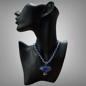 HANDMADE BRAIDED NECKLACE WITH GLASS MUSHROOM PENDANT